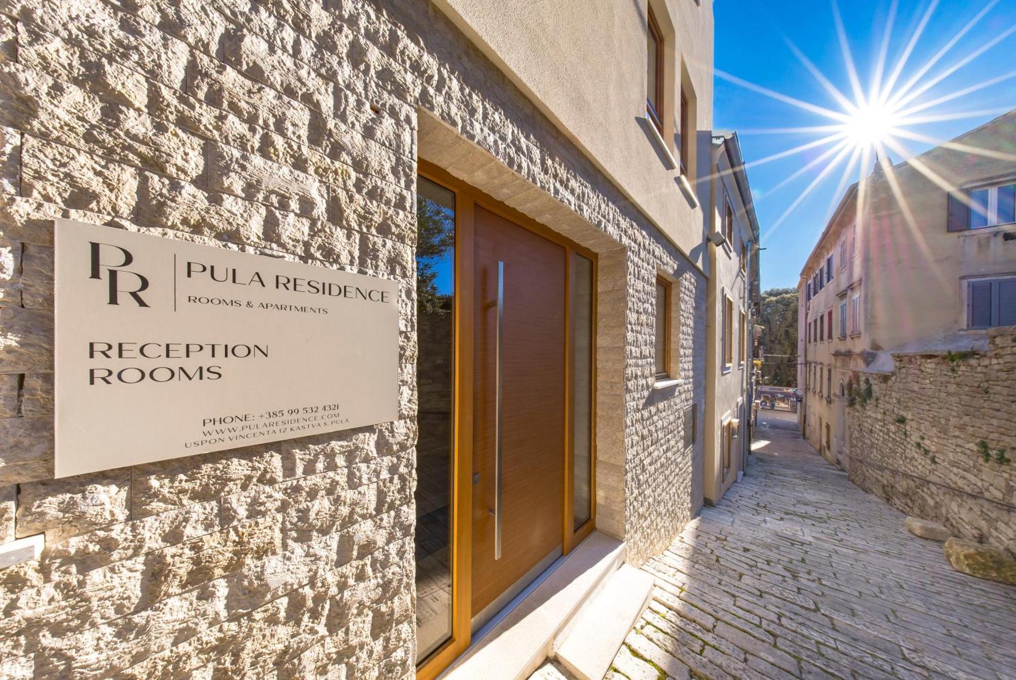 Pula Residence Rooms And Apartments Old City Center Exterior foto
